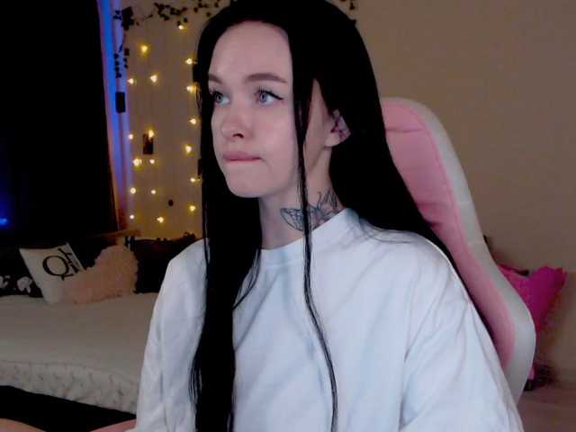 NaughtyMable live cam on BongaCams