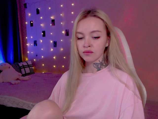 NaughtyMable live cam on BongaCams
