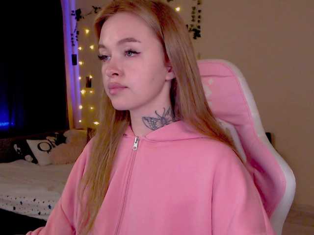 NaughtyMable live cam on BongaCams