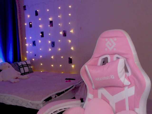 NaughtyMable live cam on BongaCams