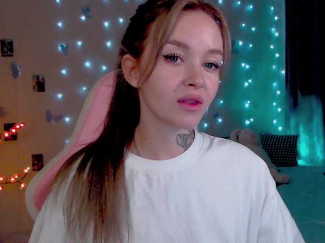 NaughtyMable live cam on BongaCams