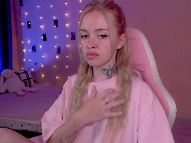NaughtyMable live cam on BongaCams