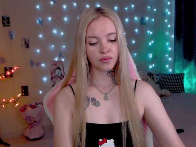 NaughtyMable live webcam show