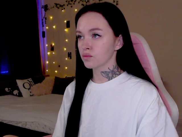 NaughtyMable live cam on BongaCams
