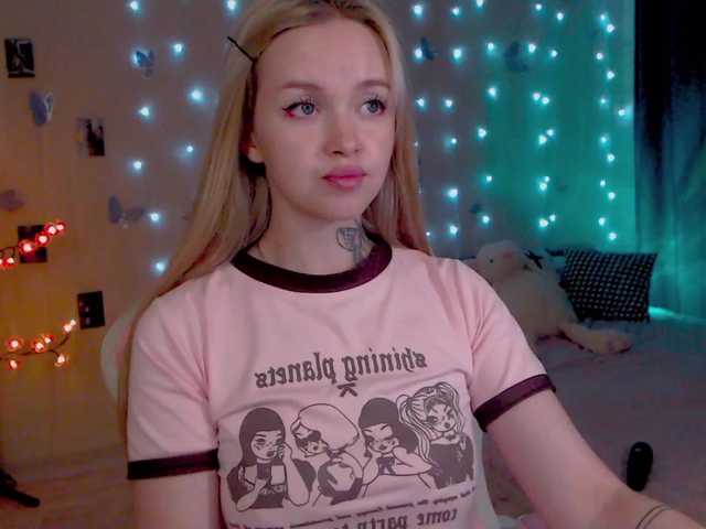 NaughtyMable live cam on BongaCams
