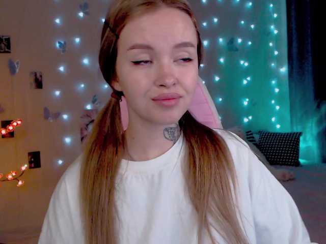NaughtyMable live cam on BongaCams