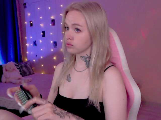 NaughtyMable live cam on BongaCams