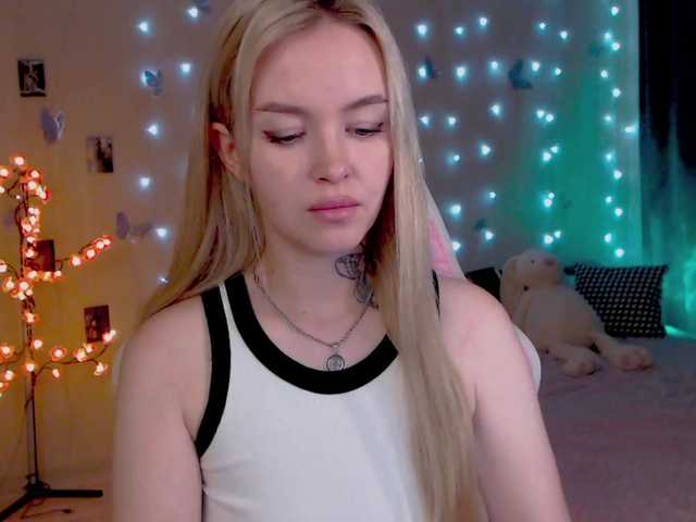 NaughtyMable live cam on BongaCams