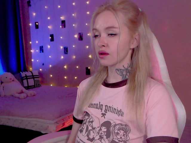 NaughtyMable live cam on BongaCams