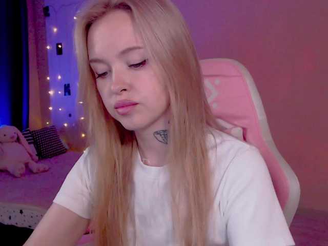 NaughtyMable live cam on BongaCams