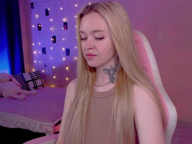 NaughtyMable live cam on BongaCams
