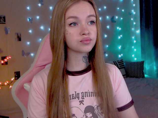 видео NaughtyMable