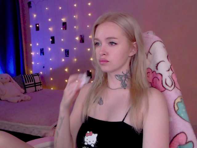 NaughtyMable live cam on BongaCams