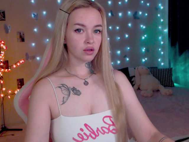 NaughtyMable live cam on BongaCams