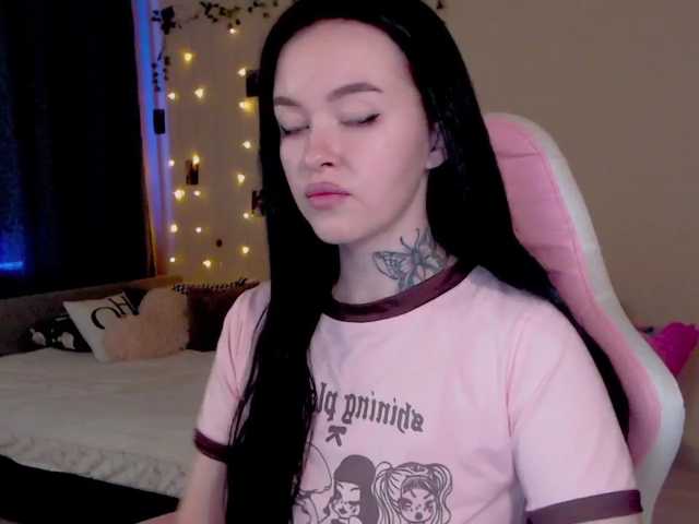 NaughtyMable live cam on BongaCams