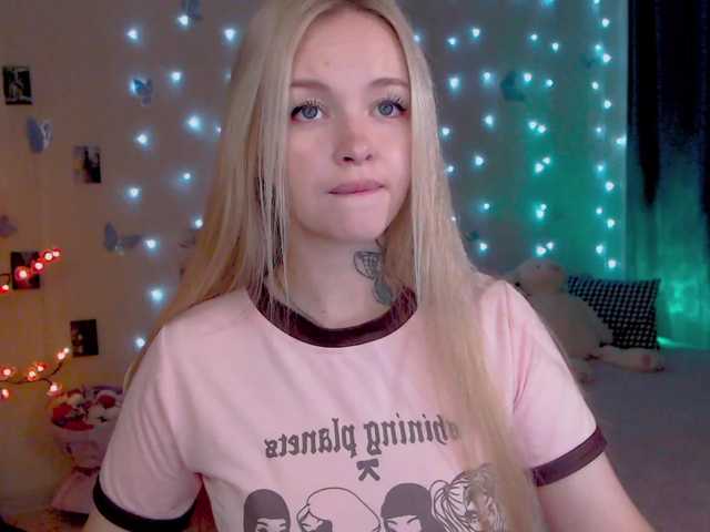 NaughtyMable live webcam show