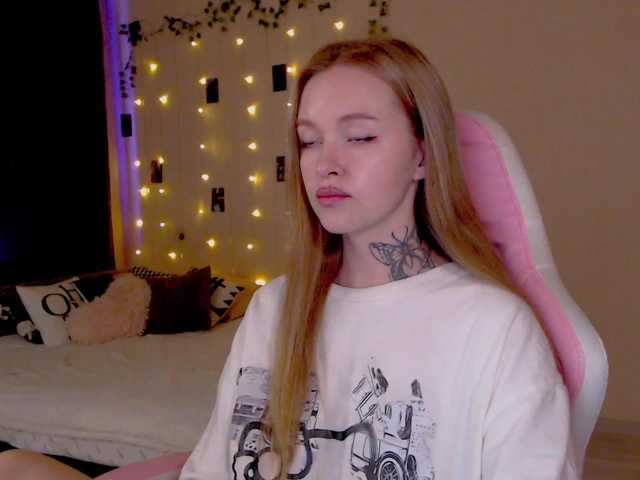 NaughtyMable live cam on BongaCams