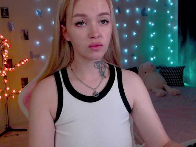 NaughtyMable live cam on BongaCams
