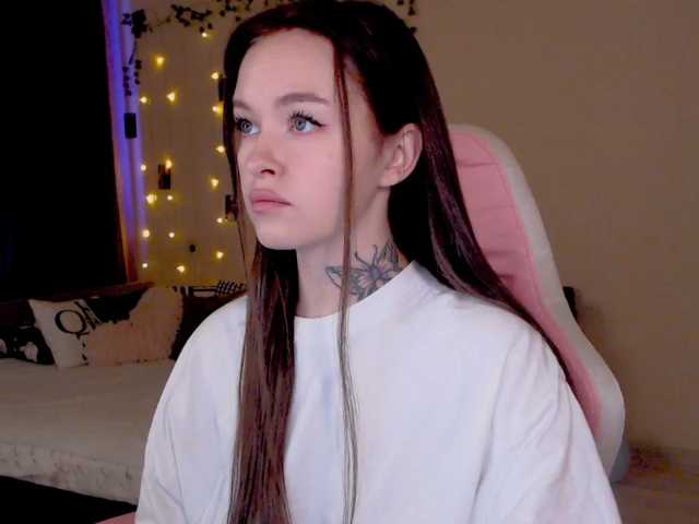 NaughtyMable live cam on BongaCams