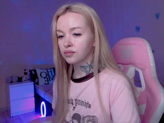 NaughtyMable's BongaCams show and profile