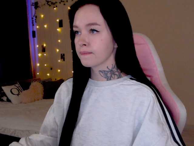 NaughtyMable live cam on BongaCams