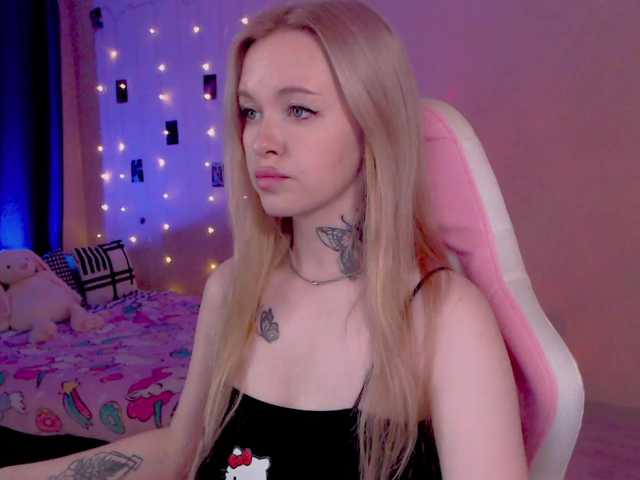NaughtyMable live cam on BongaCams