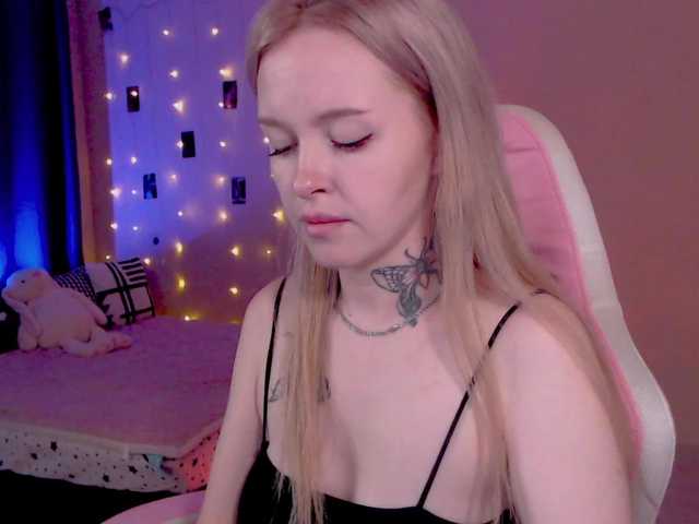 NaughtyMable live cam on BongaCams