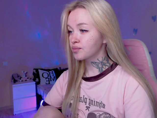NaughtyMable webcam