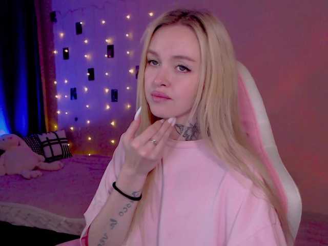 NaughtyMable live cam on BongaCams