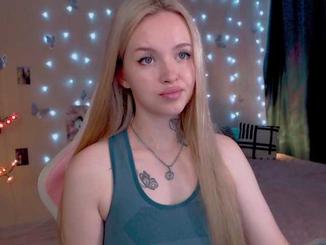 NaughtyMable live cam on UnifiedCams
