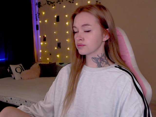 NaughtyMable live cam on BongaCams