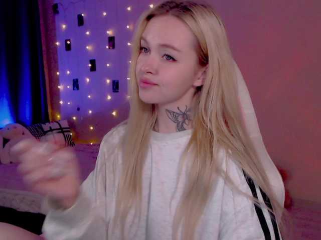 NaughtyMable live cam on BongaCams