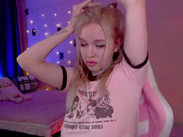 NaughtyMable live cam on BongaCams