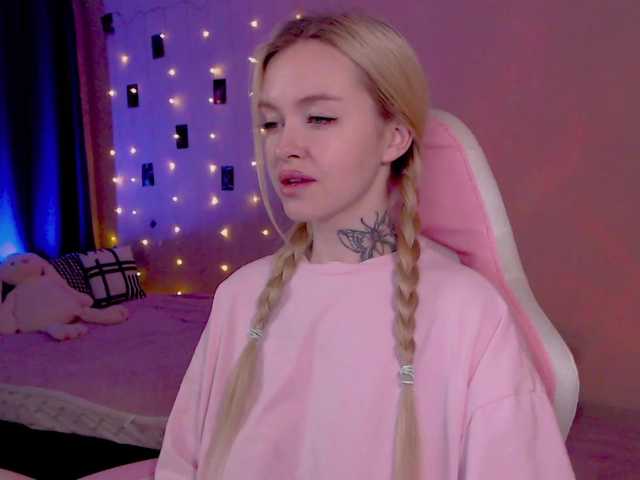 NaughtyMable live cam on BongaCams