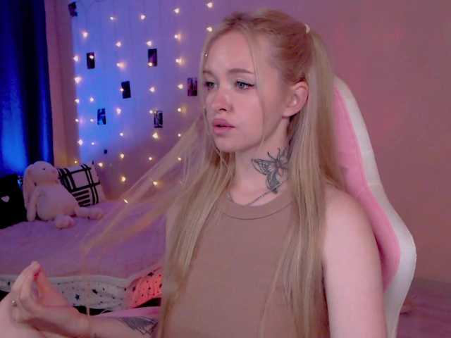 NaughtyMable live cam on BongaCams