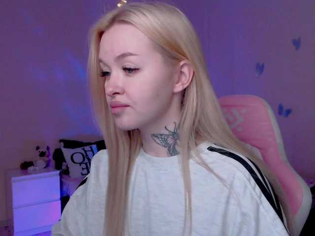 NaughtyMable's BongaCams show and profile