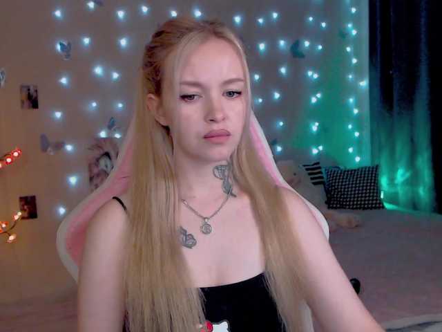 NaughtyMable live cam on BongaCams