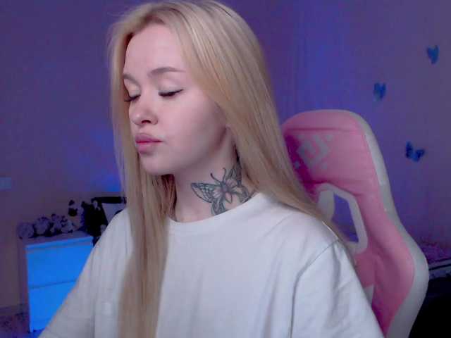 NaughtyMable's BongaCams show and profile