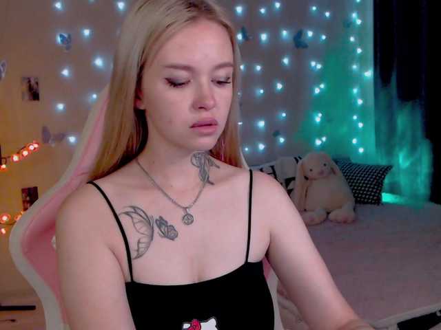 NaughtyMable live cam on BongaCams
