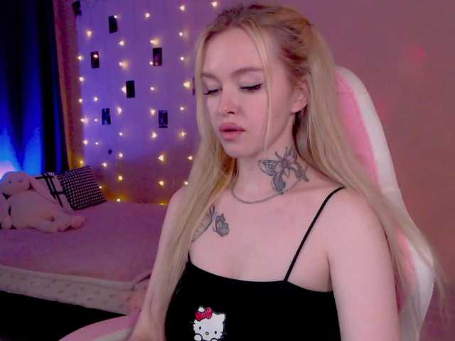 NaughtyMable live cam on BongaCams