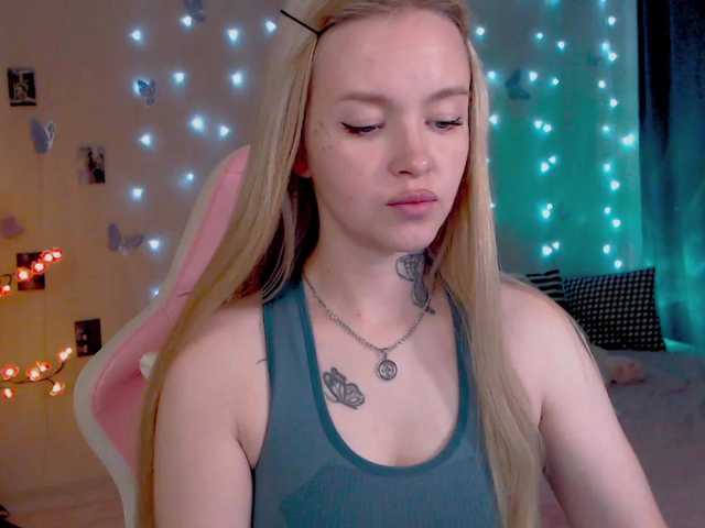 NaughtyMable live cam on BongaCams