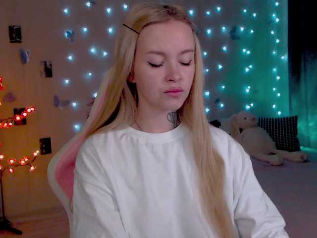 NaughtyMable live cam on BongaCams