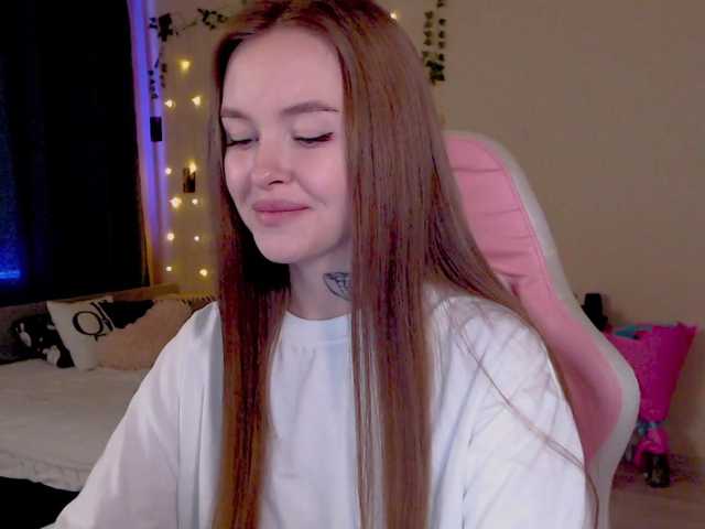NaughtyMable live cam preview