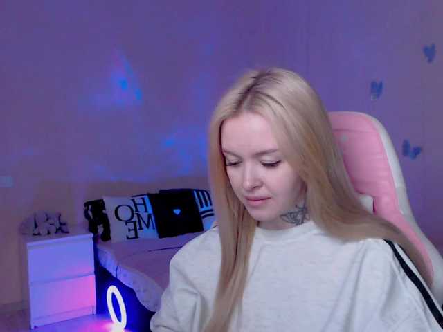 NaughtyMable's BongaCams show and profile