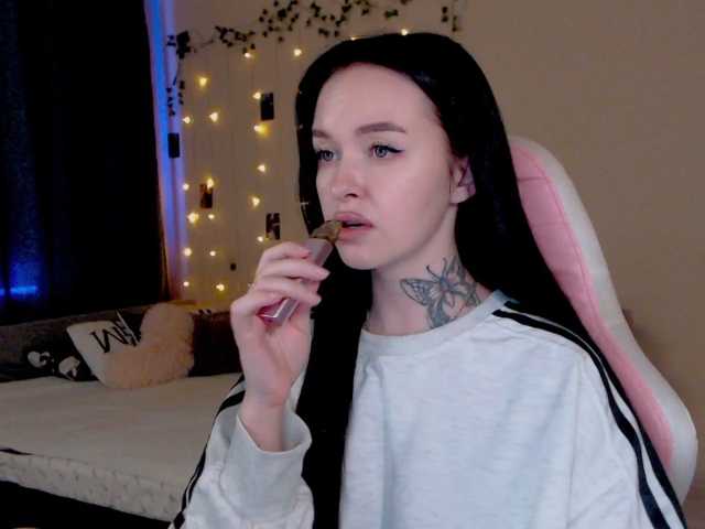 NaughtyMable live cam on BongaCams