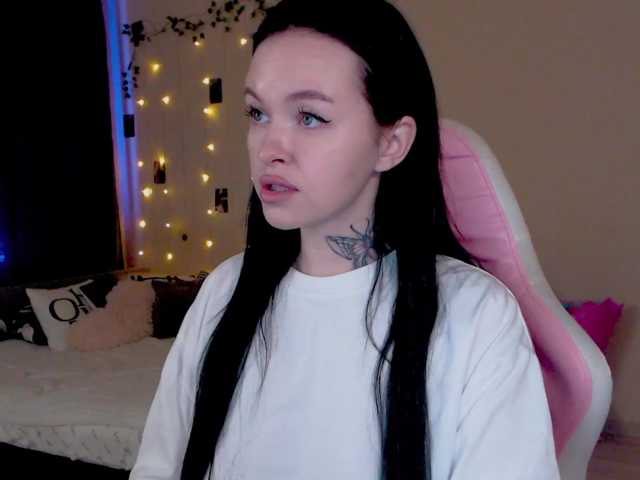 NaughtyMable live cam on BongaCams