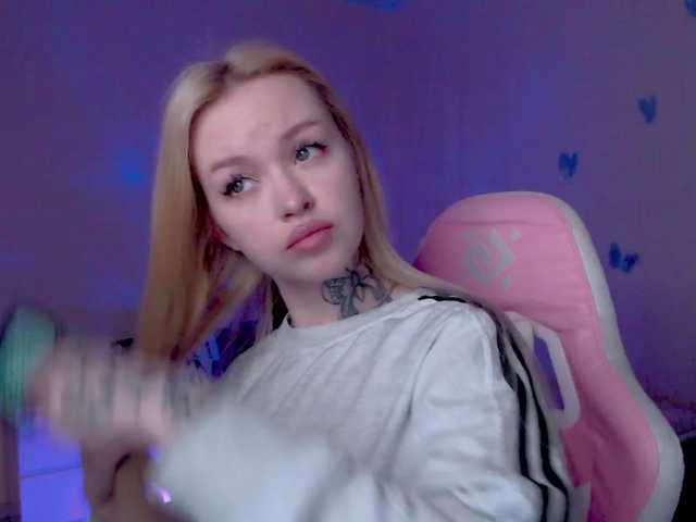 NaughtyMable's BongaCams show and profile