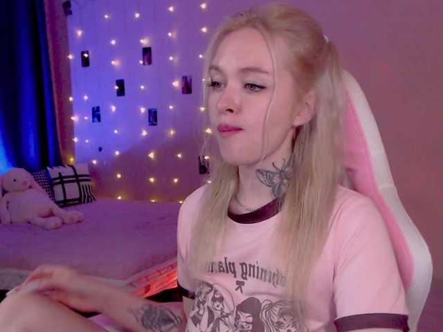 NaughtyMable live cam on BongaCams