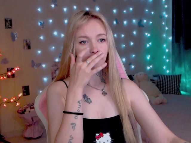 NaughtyMable live webcam show