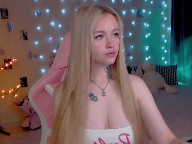 NaughtyMable live cam on BongaCams